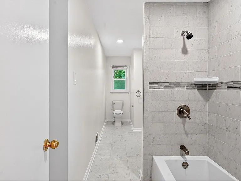 21 Troy Ct #1 — Photo 18