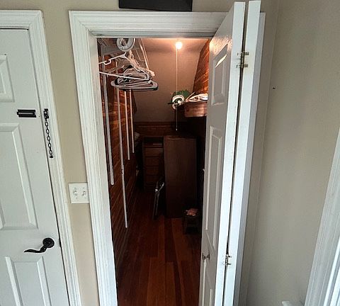 5th image of 9 Glen St #2
