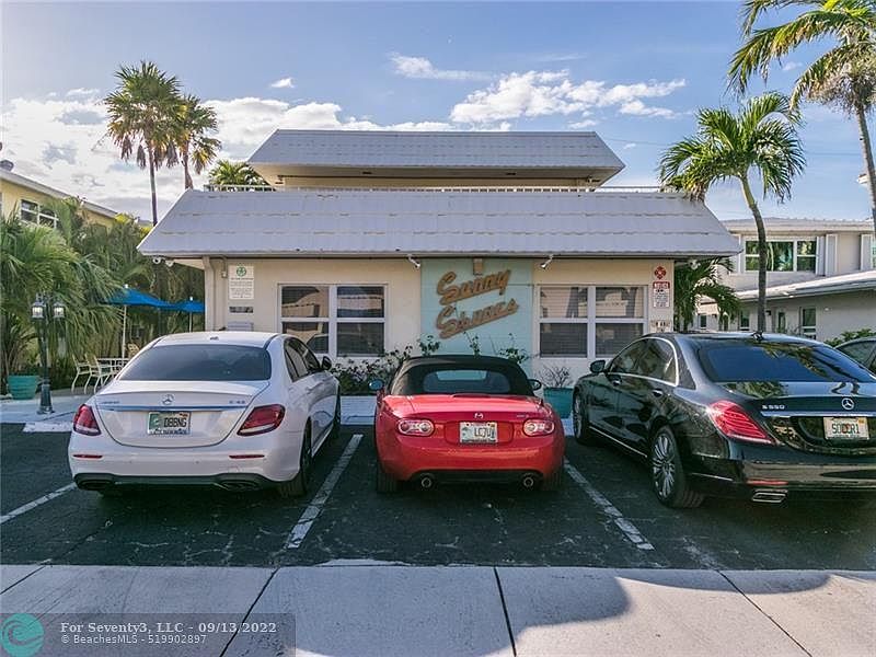 1st image of 4213 El Mar Dr #5