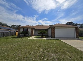 9353 E River Dr, Navarre, FL 32566