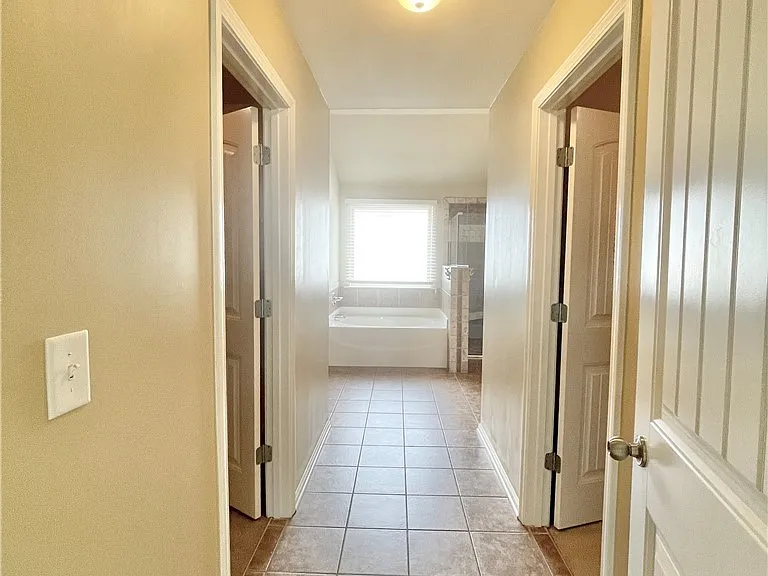 642 Regimental Dr — Photo 26
