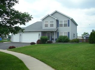 26262 W Riverbend Rd, Channahon, IL 60410