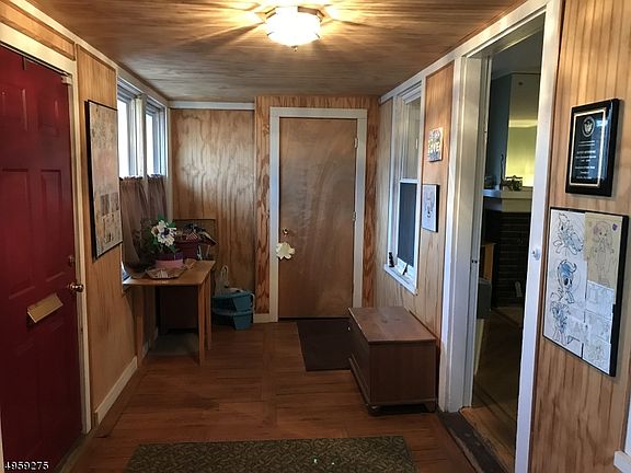 3rd image of 377 Union Ave