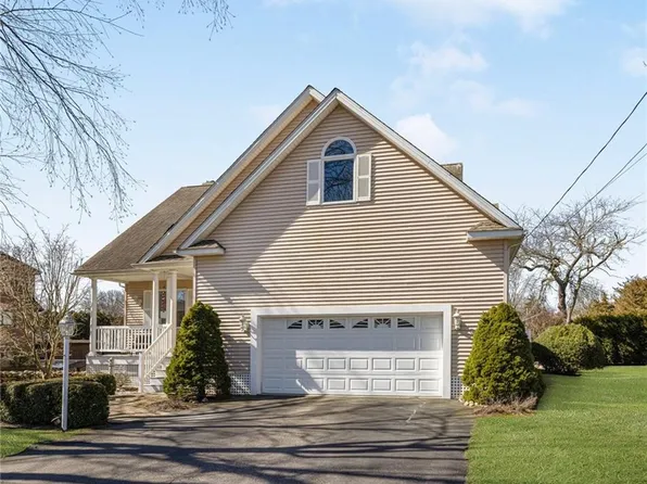 84 Uzzi Ave, Westerly, RI 02891
