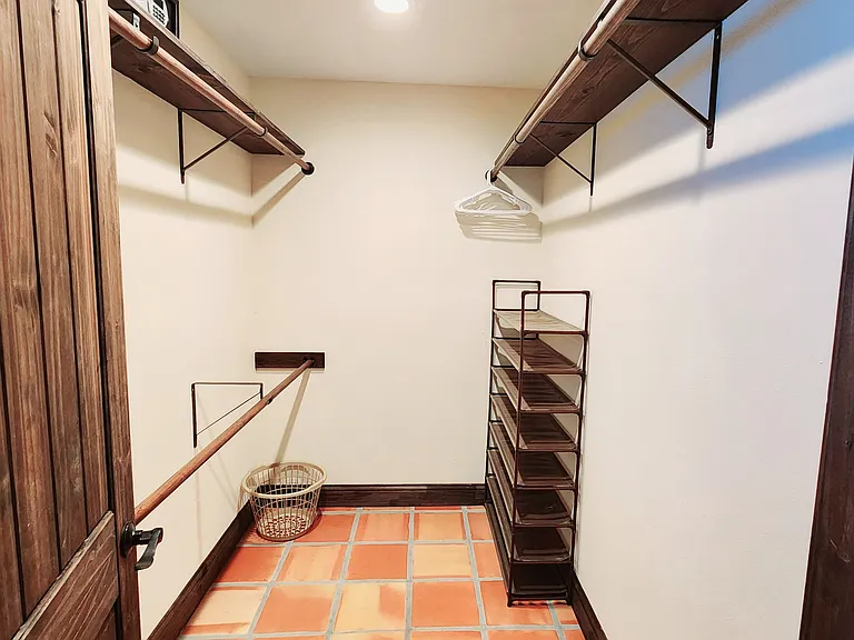 2385 Old Pioneer Rd — Photo 16