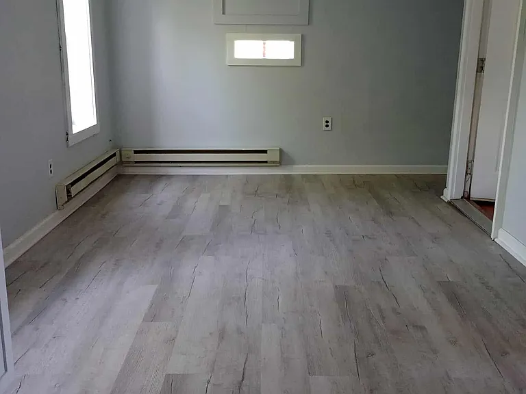 529 N Centre St #R — Photo 1
