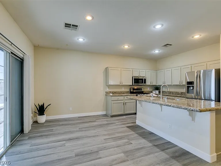 172 Mount Earl Ave — Photo 12