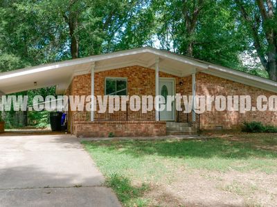 2602 Robinson Ave, Conway, AR, 72034