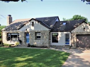 12900 Johnson Dr, Shawnee, KS 66216