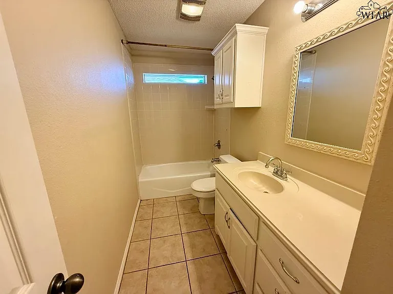 6025 Oakmont Dr — Photo 9