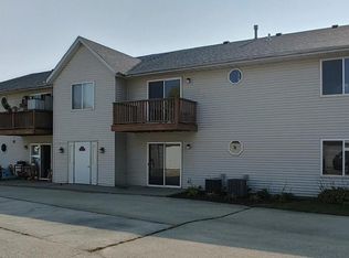 5704 Andrews Dr #8, Roscoe, IL 61073