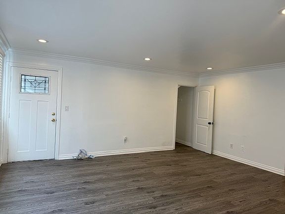 3rd image of 237 E Anaheim St APT 1