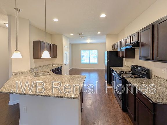 2nd image of 5539 Windermere Dr
