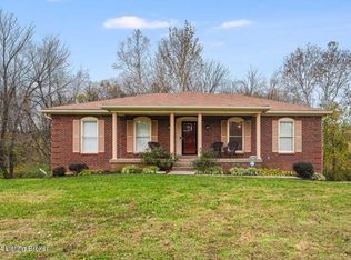 10994 Eagles Cove Dr, Louisville, KY 40241