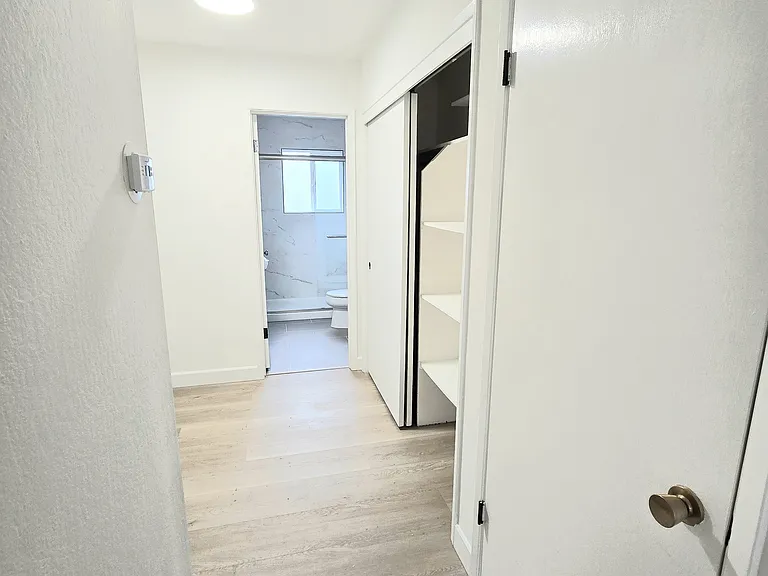 910 Academy Ave #910 — Photo 8