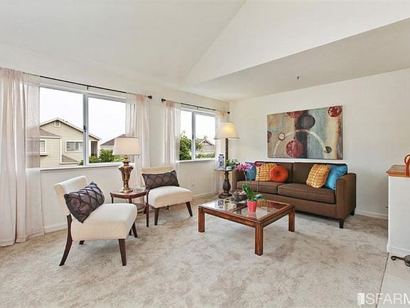 2nd image of 183 Linda Vista Dr