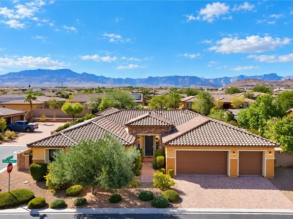 8945 Arcadia Heights St, Las Vegas, NV 89113