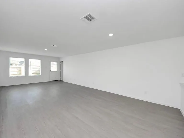 1031 Garnet Rain Cir — Photo 9