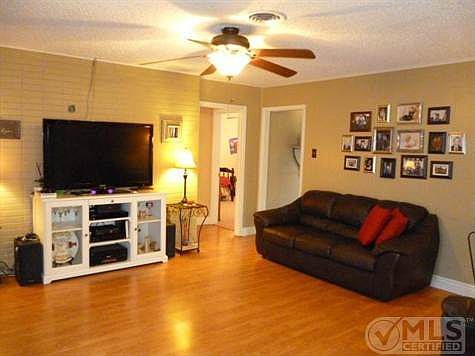 2nd image of 5733 Wedgmont Cir N