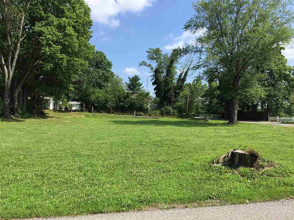 1st image of 1702 College Ave