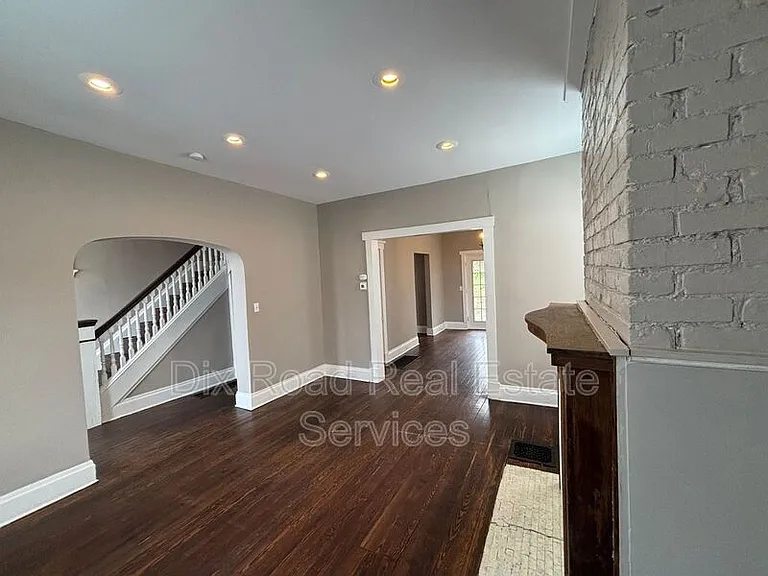 5310 Carthage Ave — Photo 6