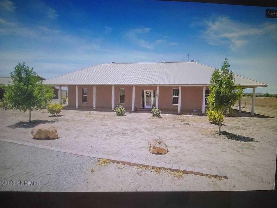 1st image of 813 Roadrunner Ln #813