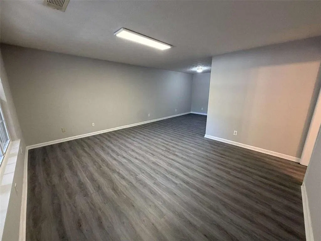 2 bed, 2.0 bath, 1000 sqft, $1,850 — Photo 2