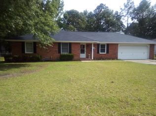 670 Bennington Dr, Sumter, SC 29154