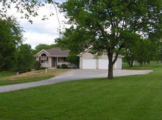 5500 NE Indian Creek Rd, Topeka, KS 66617