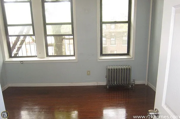 Rented by Realty 2000 Corp | media 14