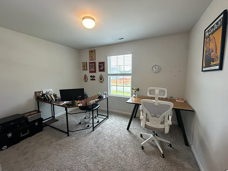 1709 Redbout Ct — Photo 9