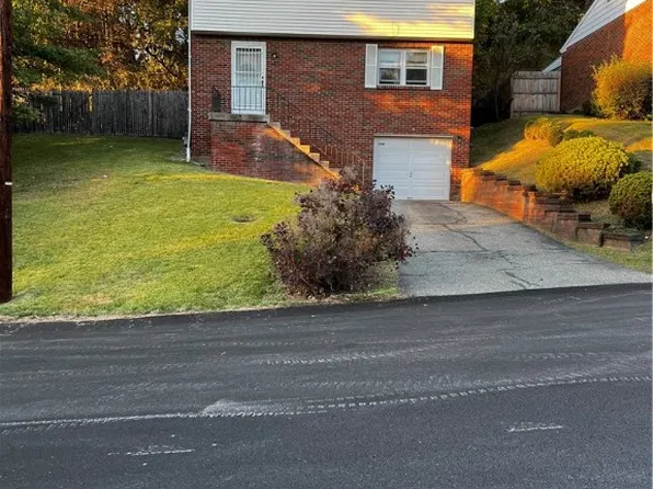 234 Golden Gate Dr, Verona, PA 15147