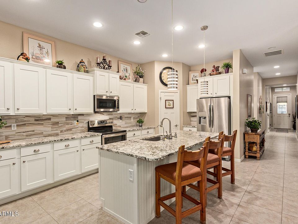 1st image of 10613 E NEVILLE Avenue