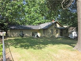 3rd image of 1007 Central Ave