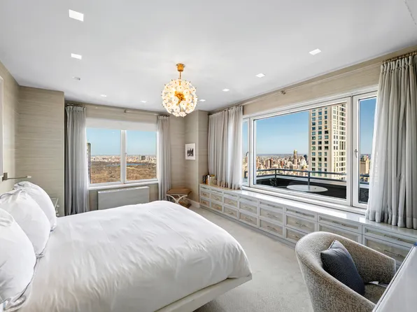 301 West 57th Street image 7 of 13