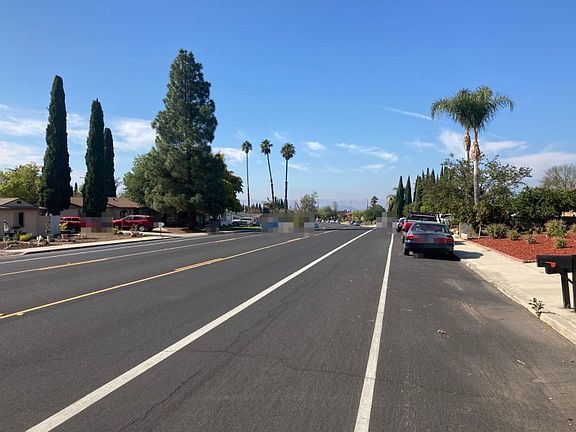 4th image of 880 E Avenue De Las Flores