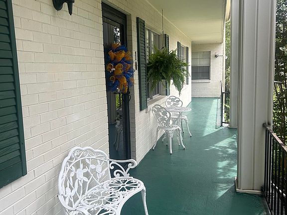 2nd image of 1415 Christine Ave APT 10