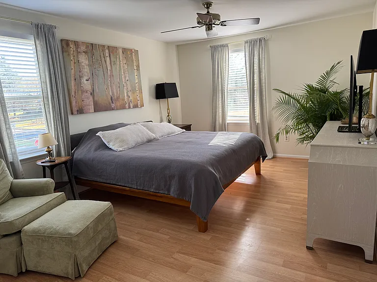 Master bedroom with king bed, full bathroom and walk in closet.