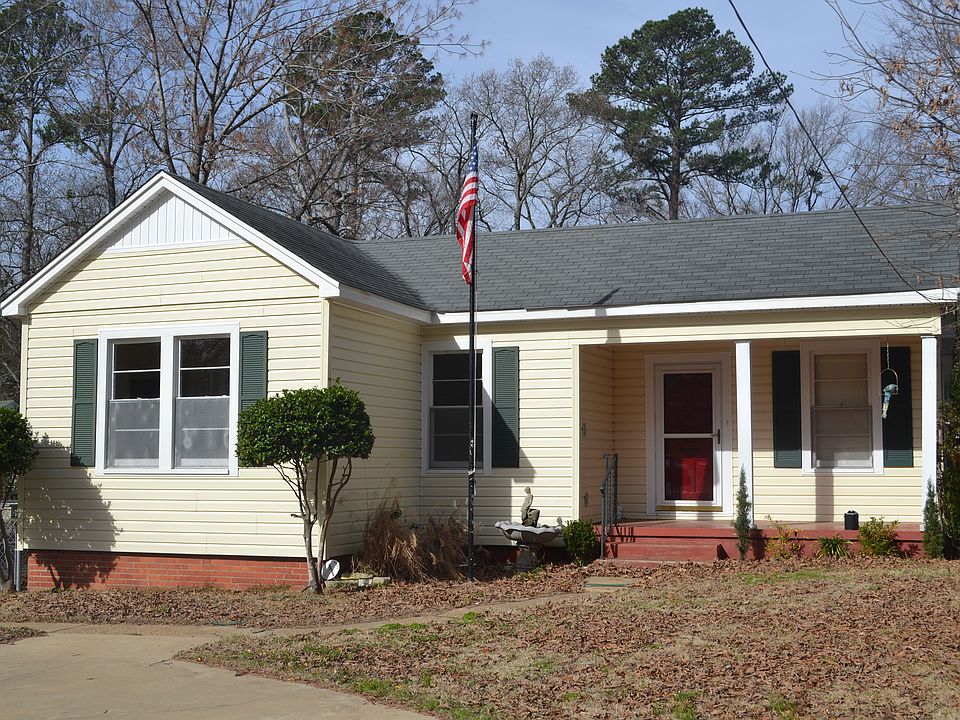 1st image of 2211 E South St