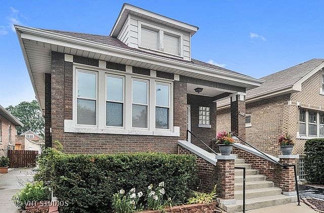 1st image of 2412 Oak Park Ave