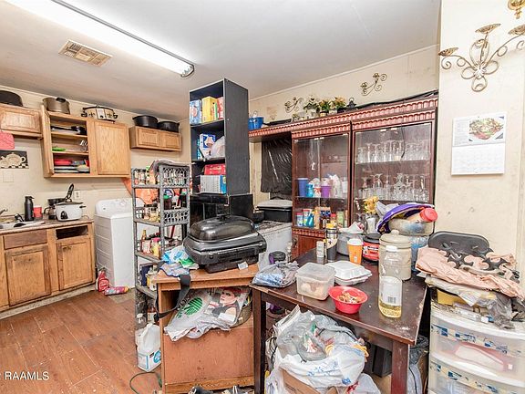 3rd image of 502 Orchid Dr