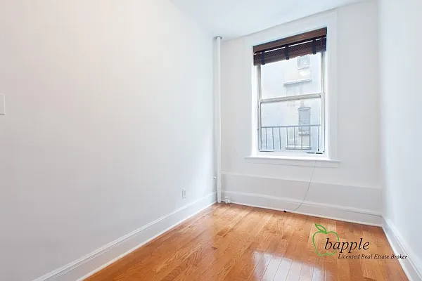 Rented by Bapple | media 26