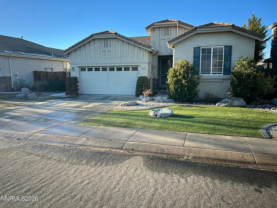 1st image of 944 Lakeview Dr