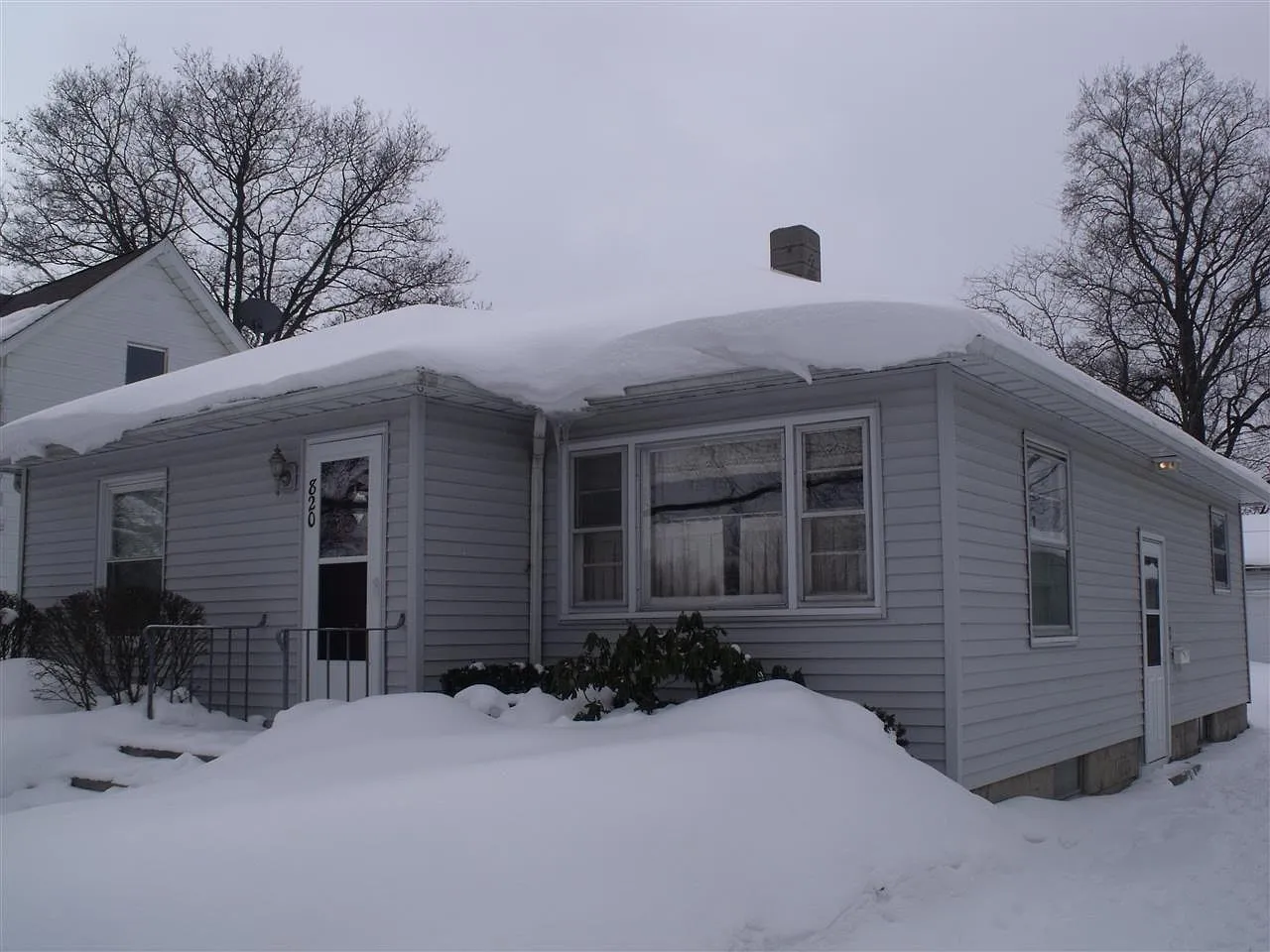 820 E St photo 1