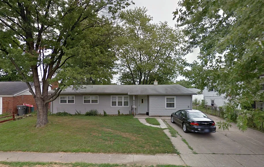 3549 N Payton Ave photo 1