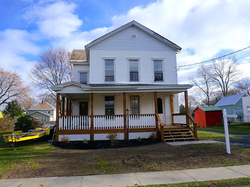 1st image of 28 Lincoln St