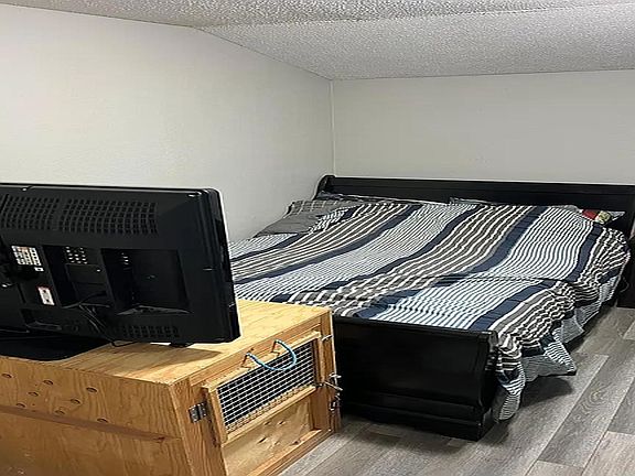 3rd image of 8210 E 6th St APT 5