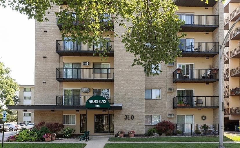 1st image of 310 Lathrop Ave APT 201