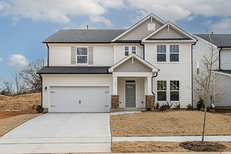 The Paramount - B Exterior