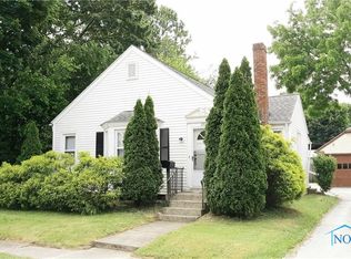 205 W Culbertson St, Fostoria, OH 44830
